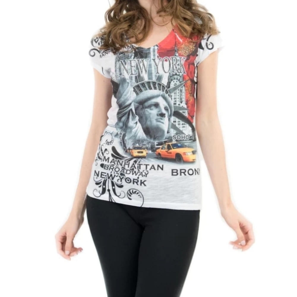 SWEET GISELE’S BIG APPLE NYC V-NECK T-SHIRT